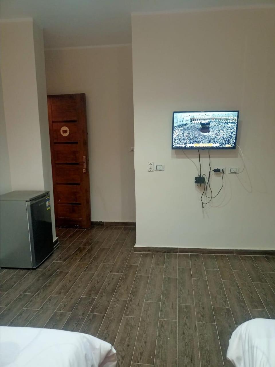 Khufu Pyramids Hotel Kafrat al Jabal Room photo